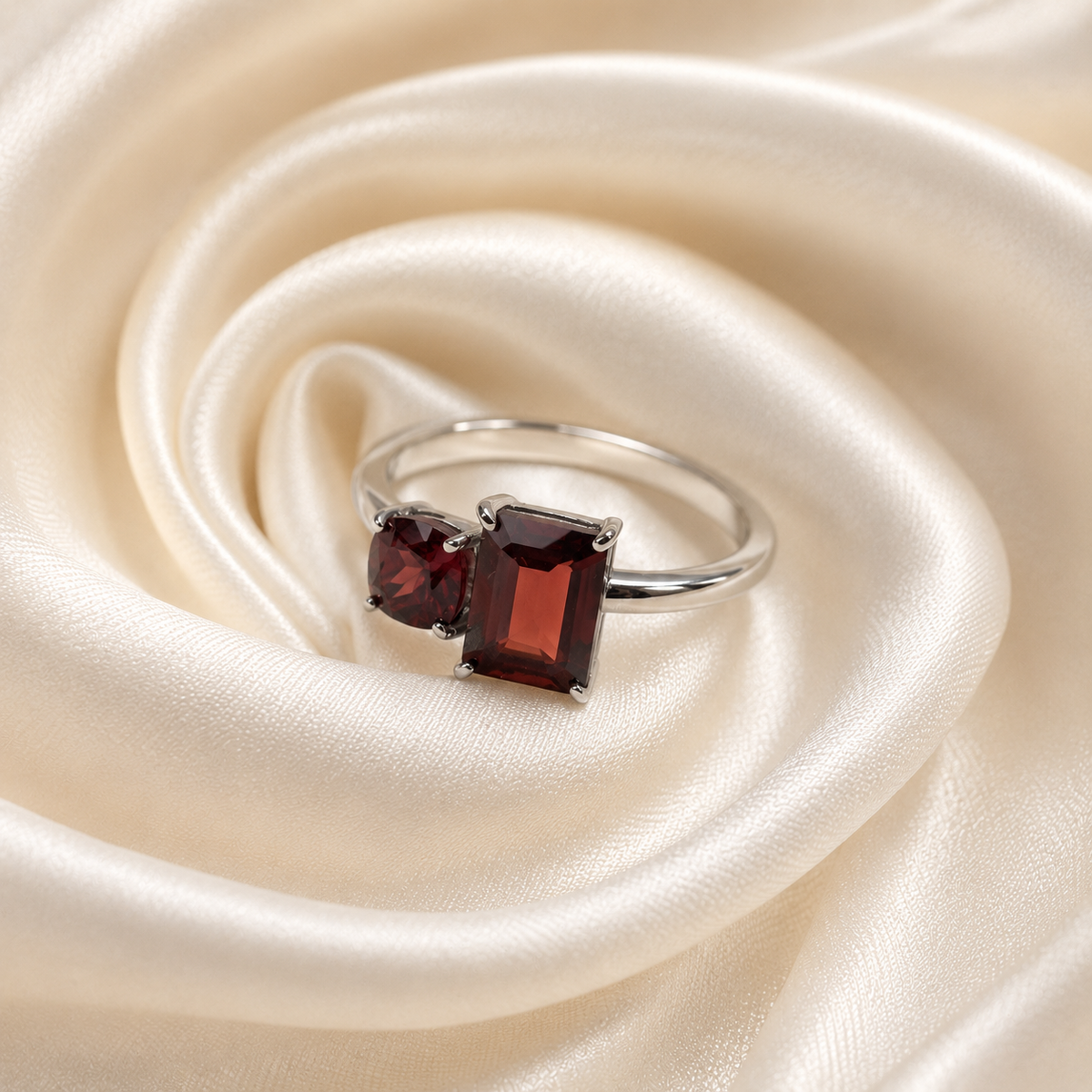 Duo Garnet Ring in Authentic 925 Sterling Silver