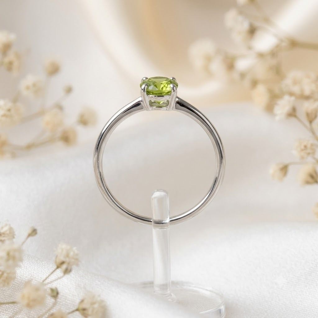 Classic Round Peridot Solitaire Ring in 925 Sterling Silver