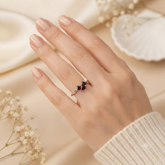 Red Garnet Heart Cluster Ring in 925 Sterling Silver
