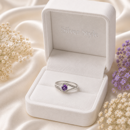 Round Amethyst Ring in 925 Sterling Silver featuring a round purple gemstone with split band