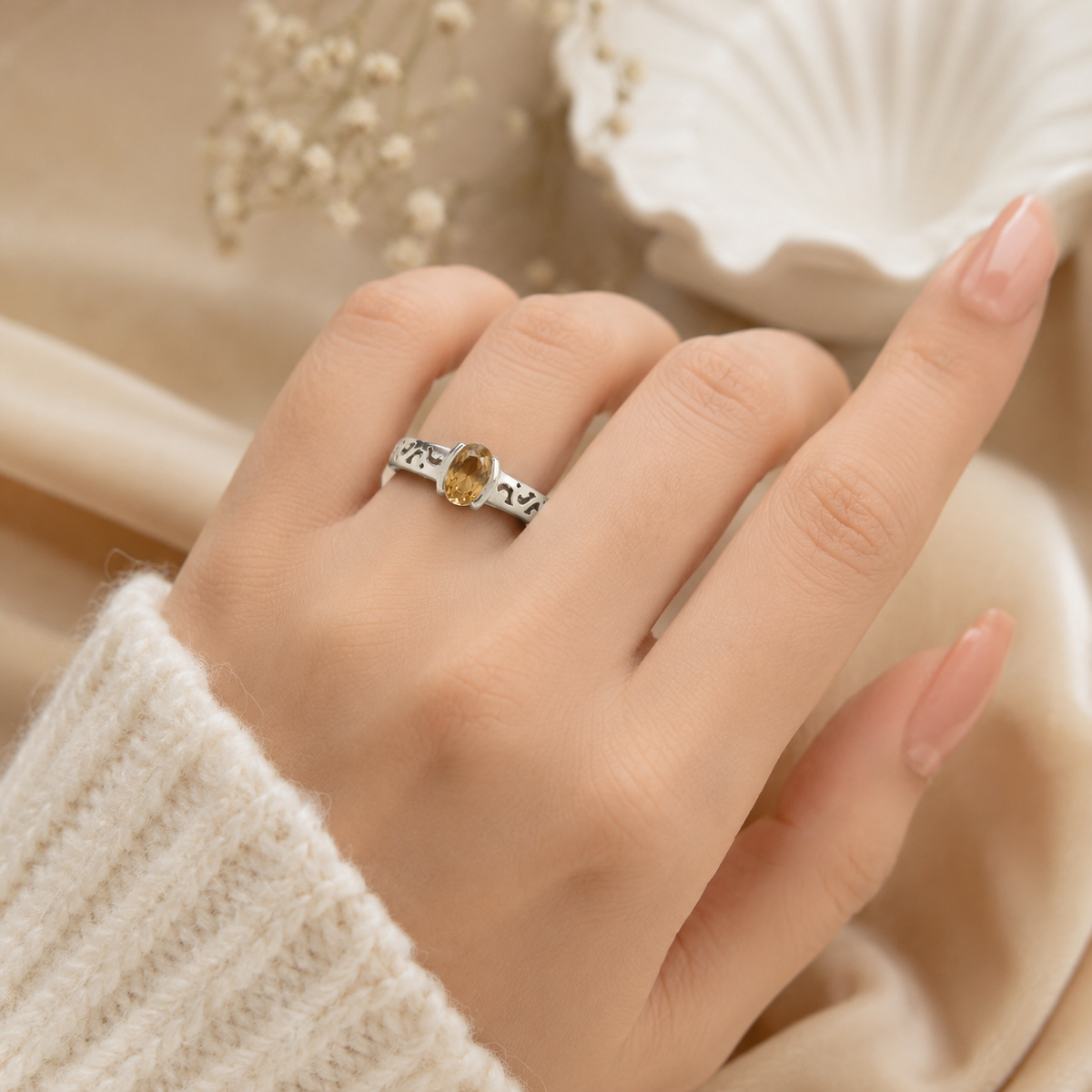 Vintage Citrine Ring in Authentic 925 Sterling Silver