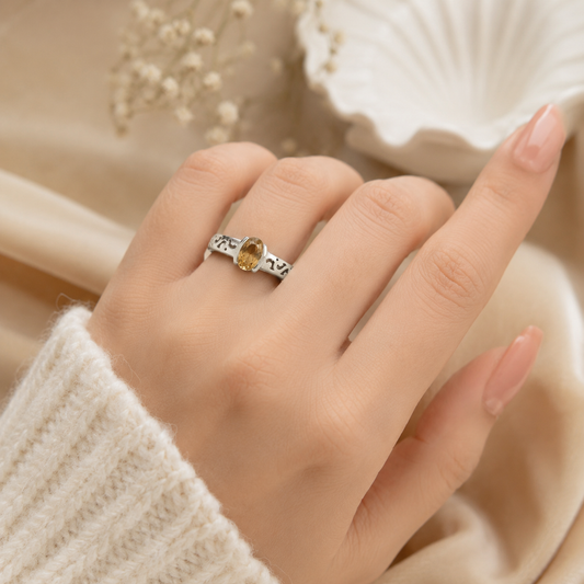 Vintage Citrine Ring in Authentic 925 Sterling Silver