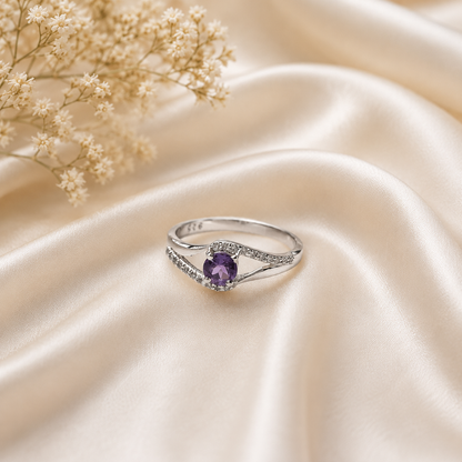 Round Amethyst Ring in 925 Sterling Silver featuring a round purple gemstone with split band