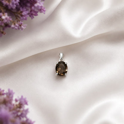 Smoky Quartz Pendant in 925 Sterling Silver with oval-cut brown gemstone.