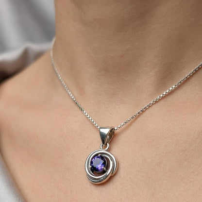 Amethyst Circle Pendant in 925 Sterling Silver with round-cut purple gemstone.