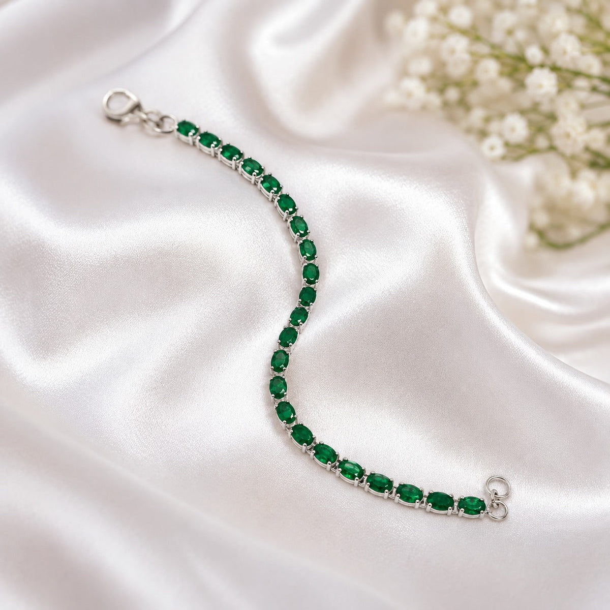 925 Sterling Silver Emerald Oval Link Bracelet with Green Gemstones