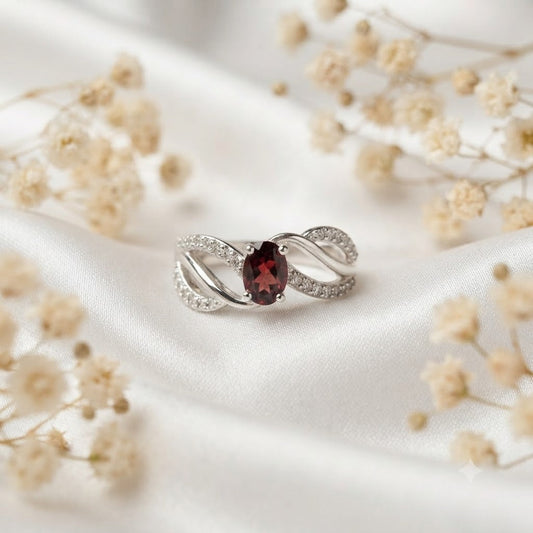 Oval Garnet Twisted Band Ring in 925 Sterling Silver