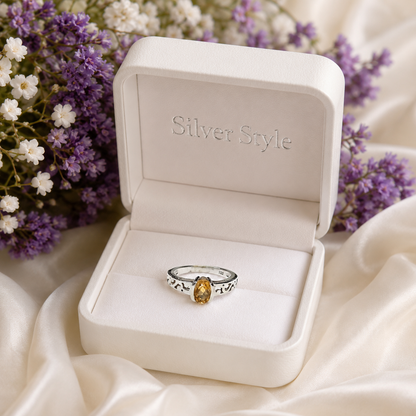 Vintage Citrine Ring in Authentic 925 Sterling Silver
