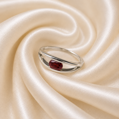 Oval Garnet Ring in Authentic 925 Sterling Silver