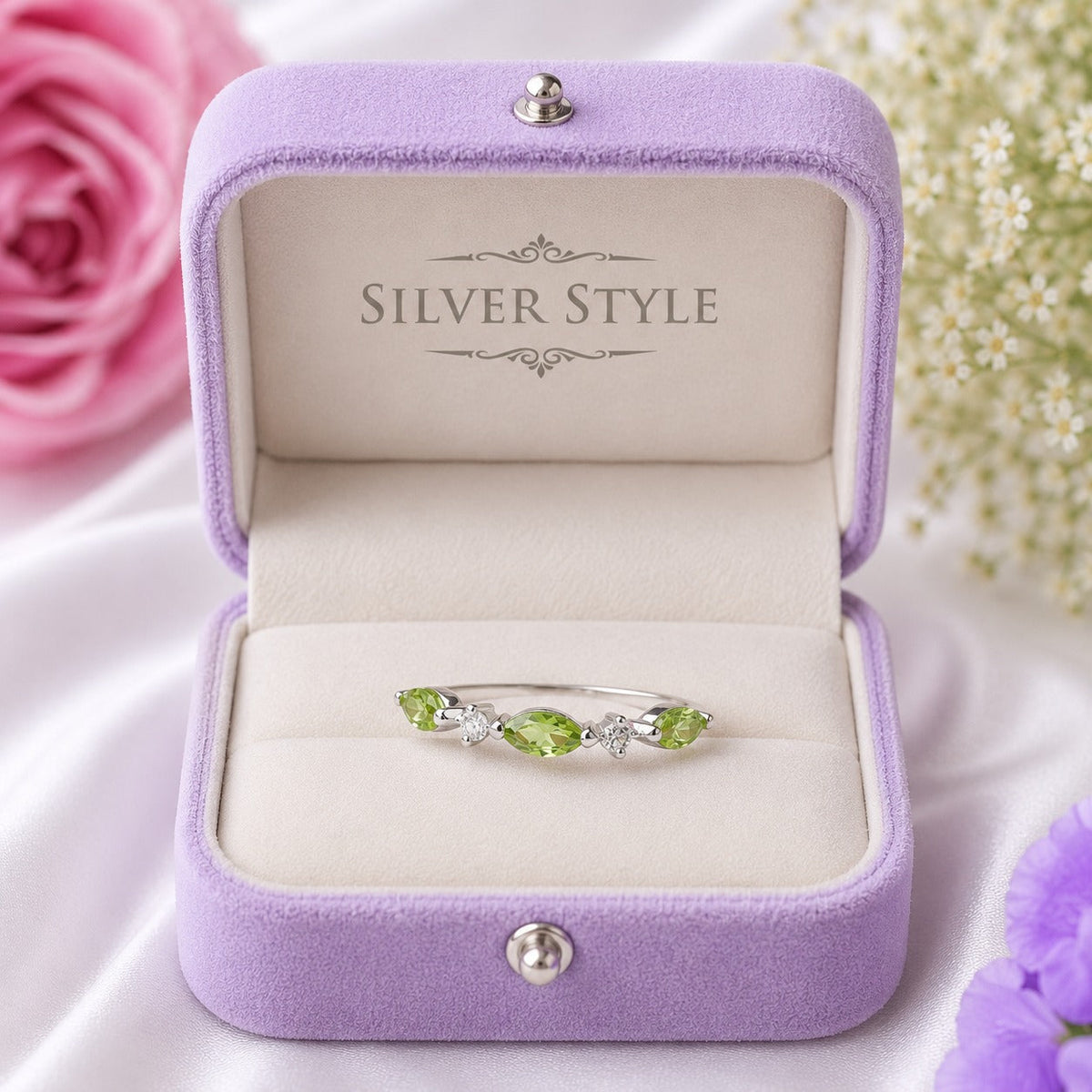 Delicate Peridot Marquise Band Ring in 925 Sterling Silver